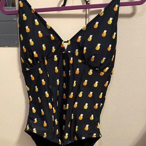 Cupshe Pineapple Print Halter One-piece Swimsuit